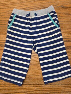 PLAY Mini Boden navy blue and white striped baggie shorts. Size 8. Boys Summer.